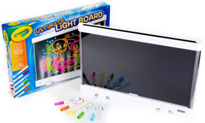 Crayola Ultimate Light Board, White, LED Tracing & Drawing Board, Light Up Toy, Arts & Crafts, Creative Gift, Ages 6+
