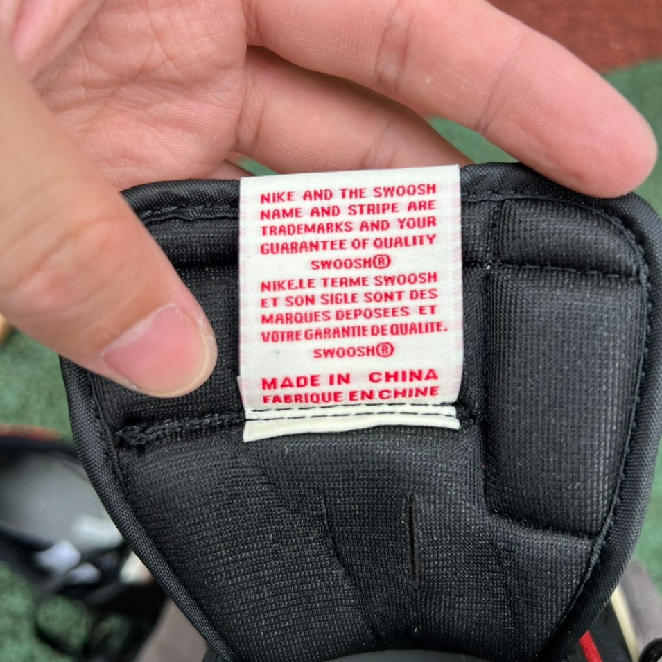 aj1 Travis Scott x Air Jordan 1 Low OG DM7866-061 - Image 4