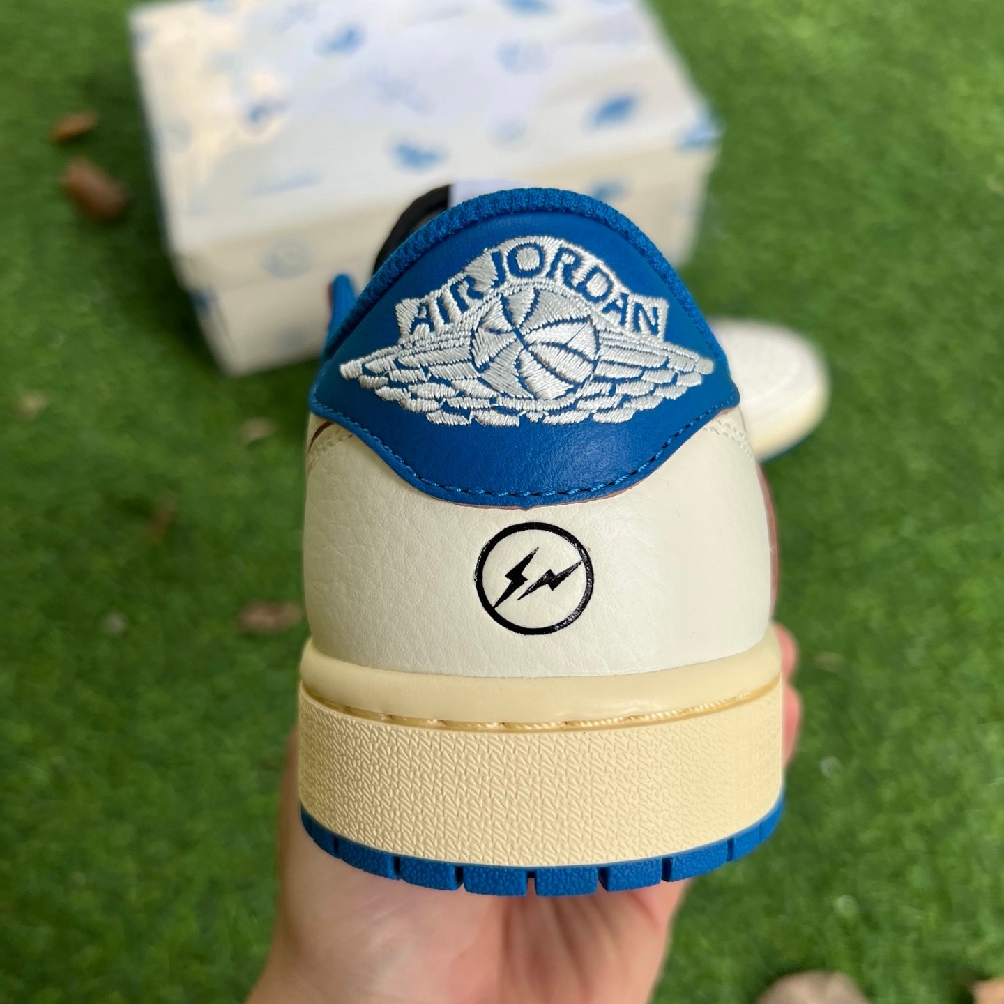 T1 ‼️aj1 2.0 Travis Scott x Fragment Design x Air Jordan 1 DM7866-104 - Image 18
