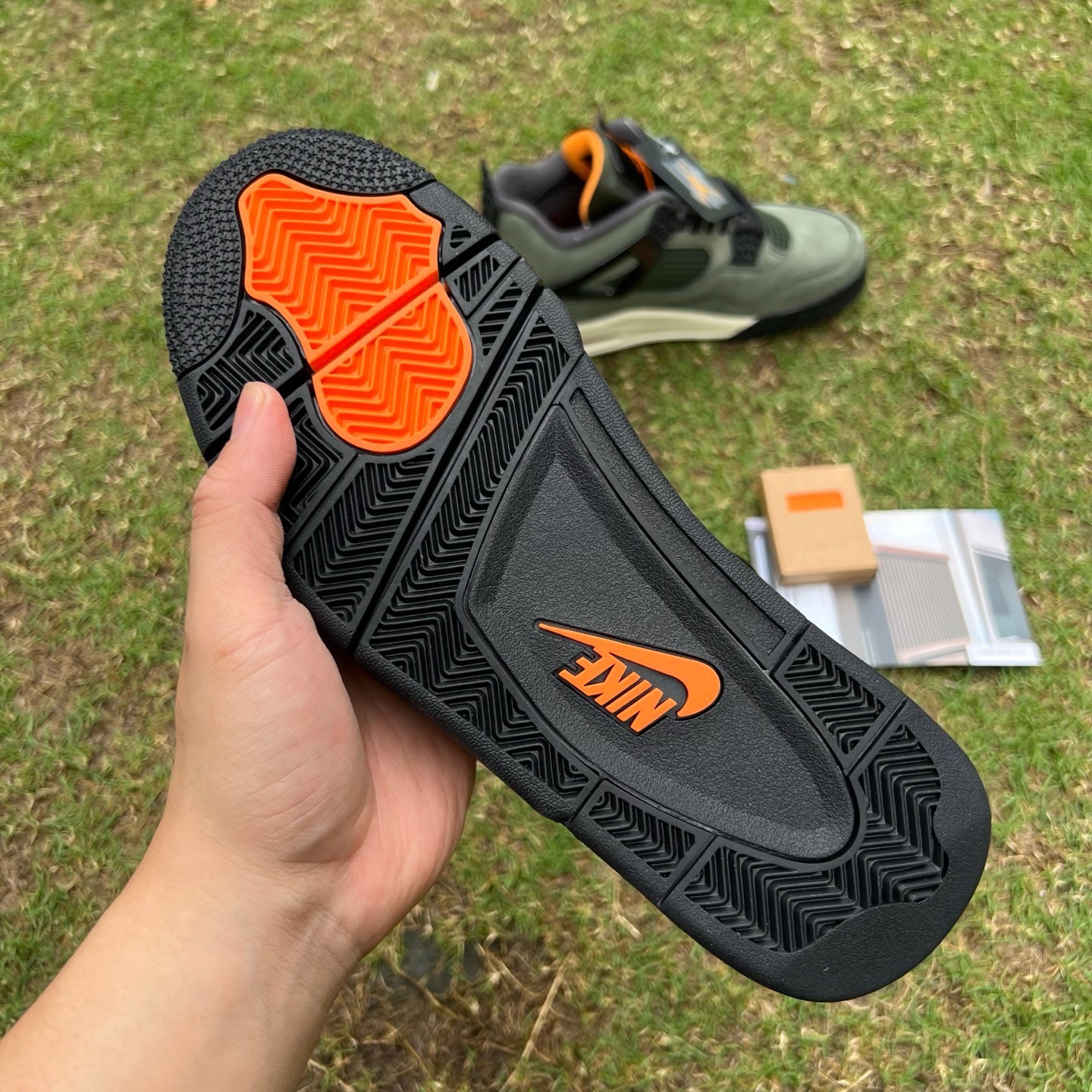 aj4un T1 UNDEFEATED x Air Jordan 4 IB1519-200 - Image 18