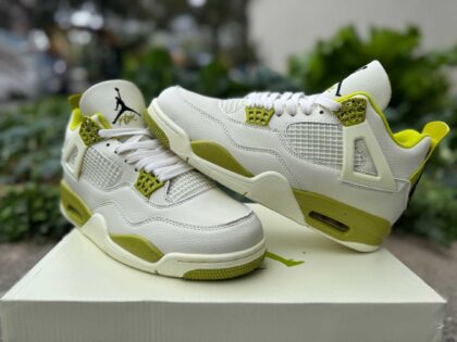 aj4 J. Balvin x Jordan Air Jordan 4 IW2872-700