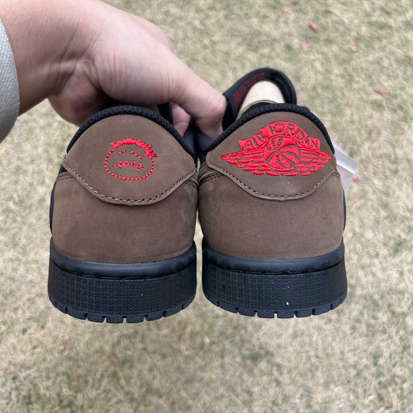 y aj1 Travis Scott x Jordan Air Jordan 1 Low OG IB7109-005 - Image 4