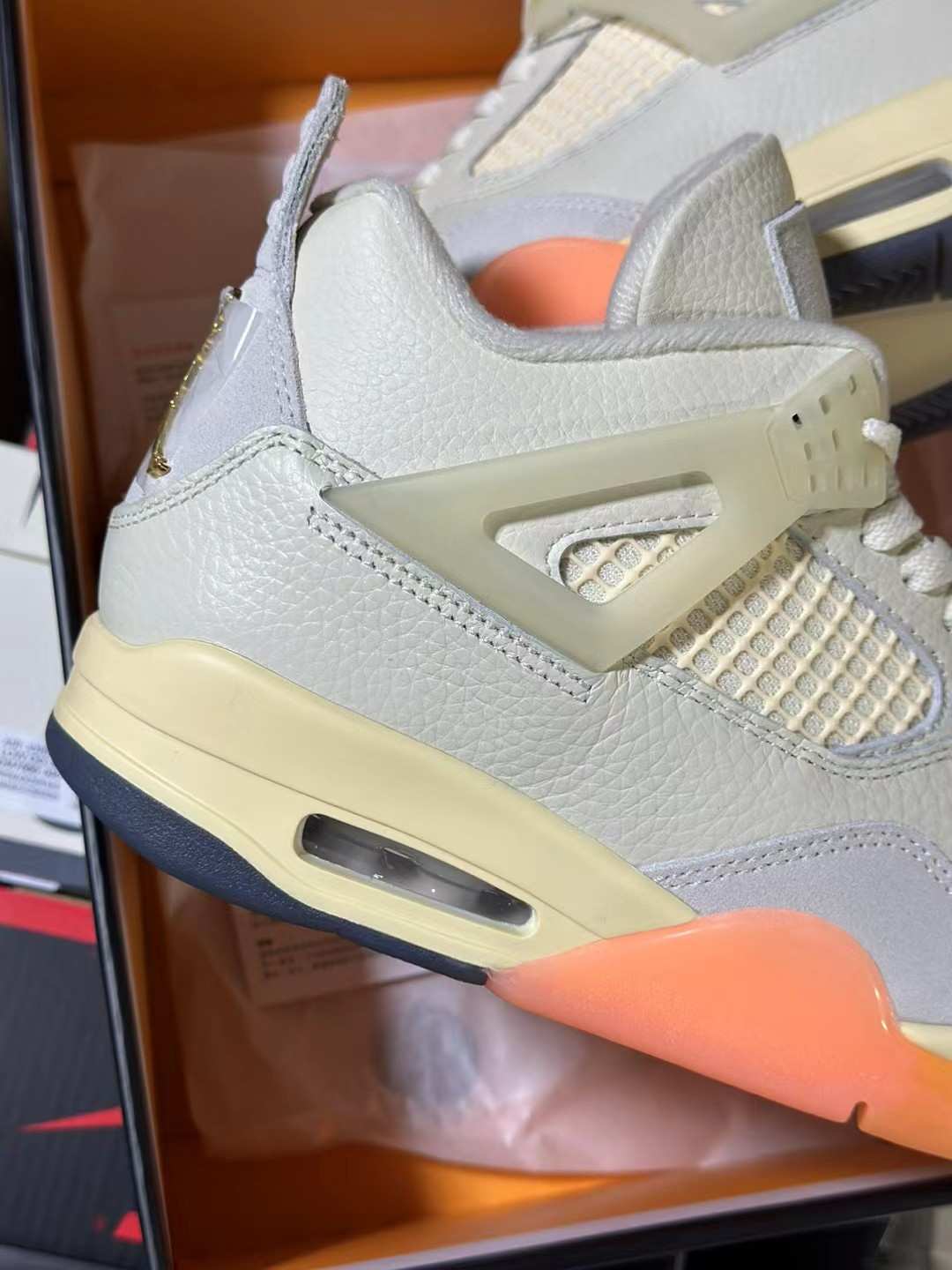 F aj4 Jordan Air Jordan 4 Birds of Paradise HV0823-101 - Image 3