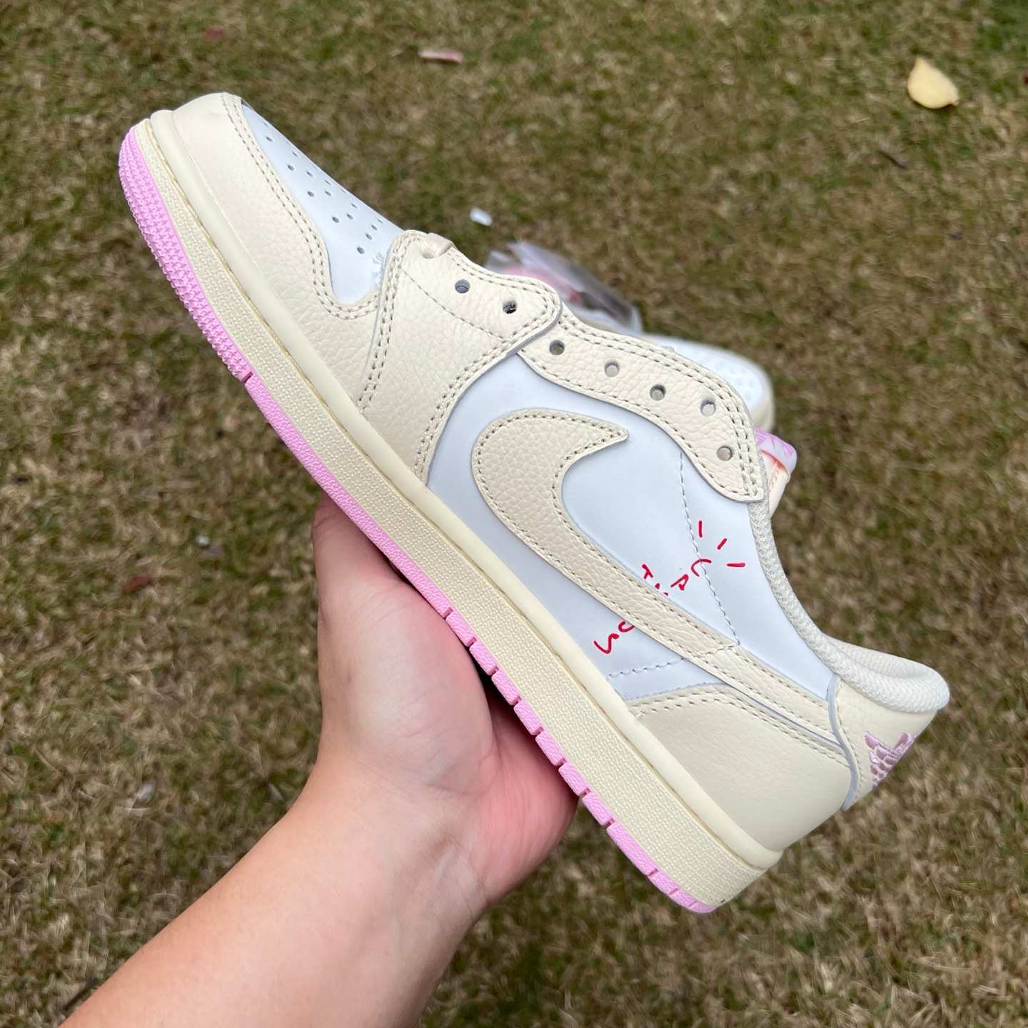 T1 aj1 Travis Scott x Air Jordan AJ1 Low OG SP TS IQ7604-100 - Image 19