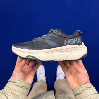 HOKA ONE ONE Transport 6 4 : 1123153/BKLB