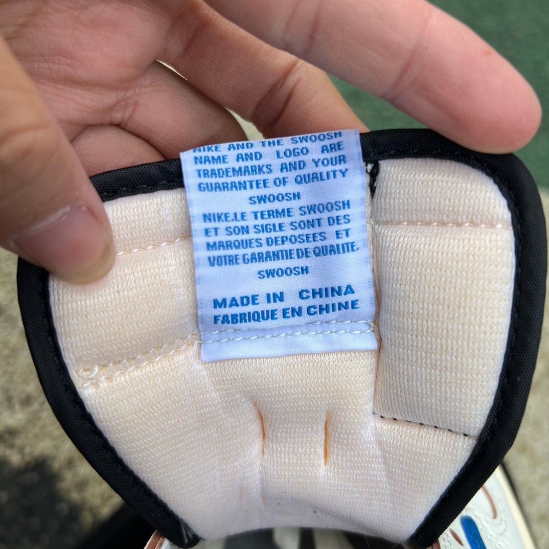 ‼️aj1 2.0 Travis Scott x Fragment Design x Air Jordan 1DM7866-104 - Image 4