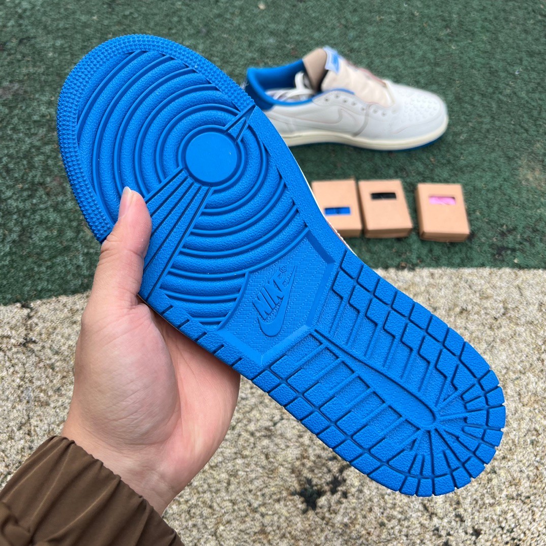 ‼️aj1 2.0 Travis Scott x Fragment Design x Air Jordan 1DM7866-104 - Image 16