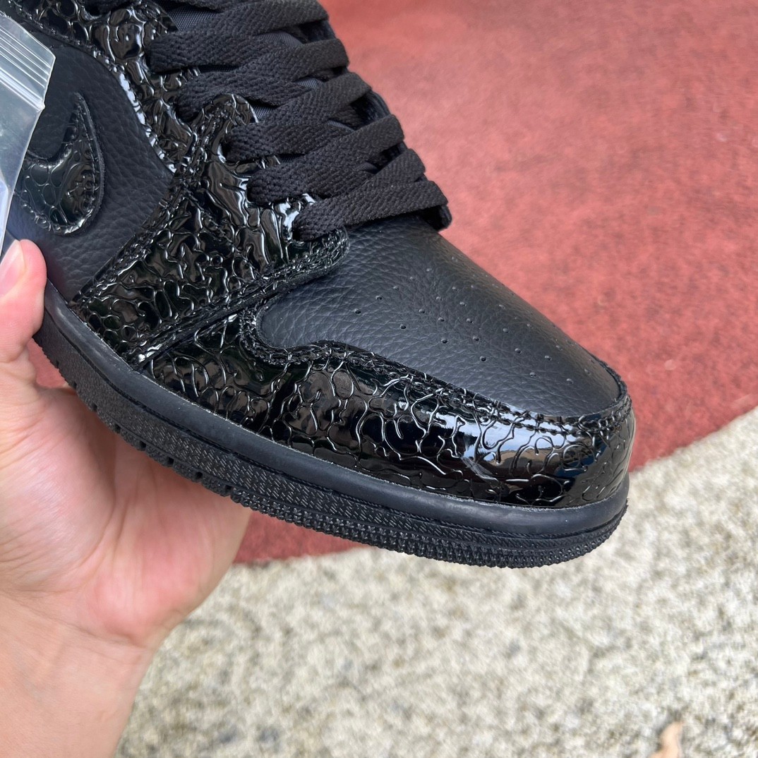 aj1 Nike AirJORDAN 1 low HJ7743-010 - Image 4