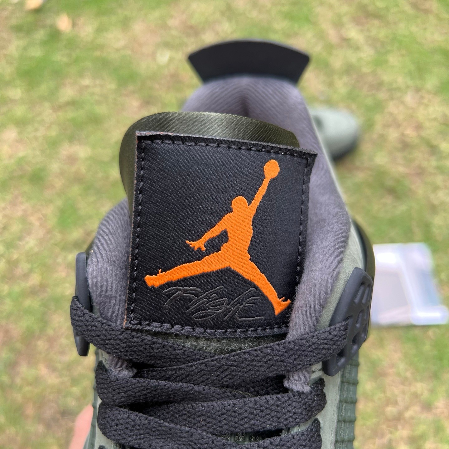 aj4un T1 UNDEFEATED x Air Jordan 4 IB1519-200 - Image 16