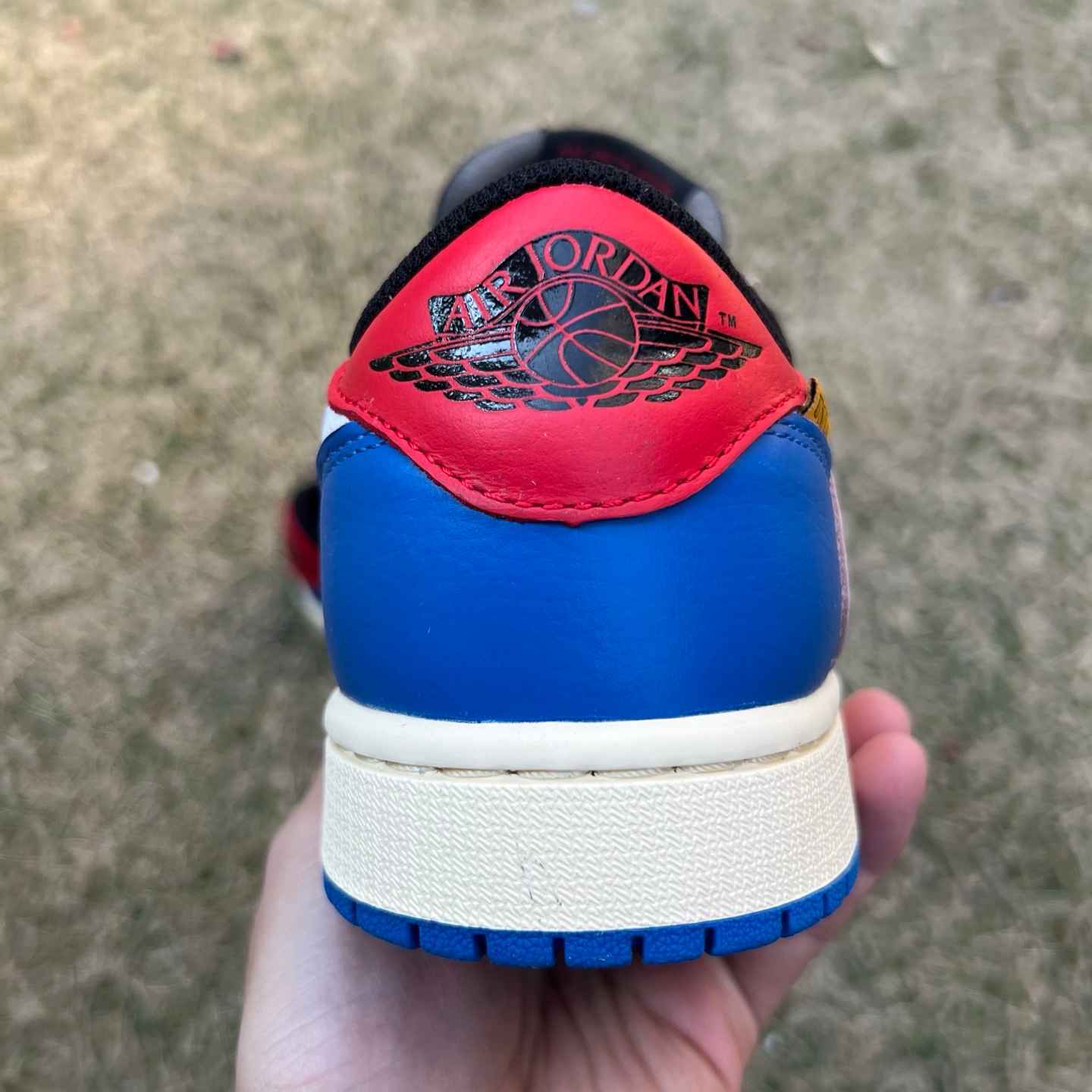 y aj1un Union LA x Travis Scott x Air Jordan 1 low DM7866-111 - Image 10