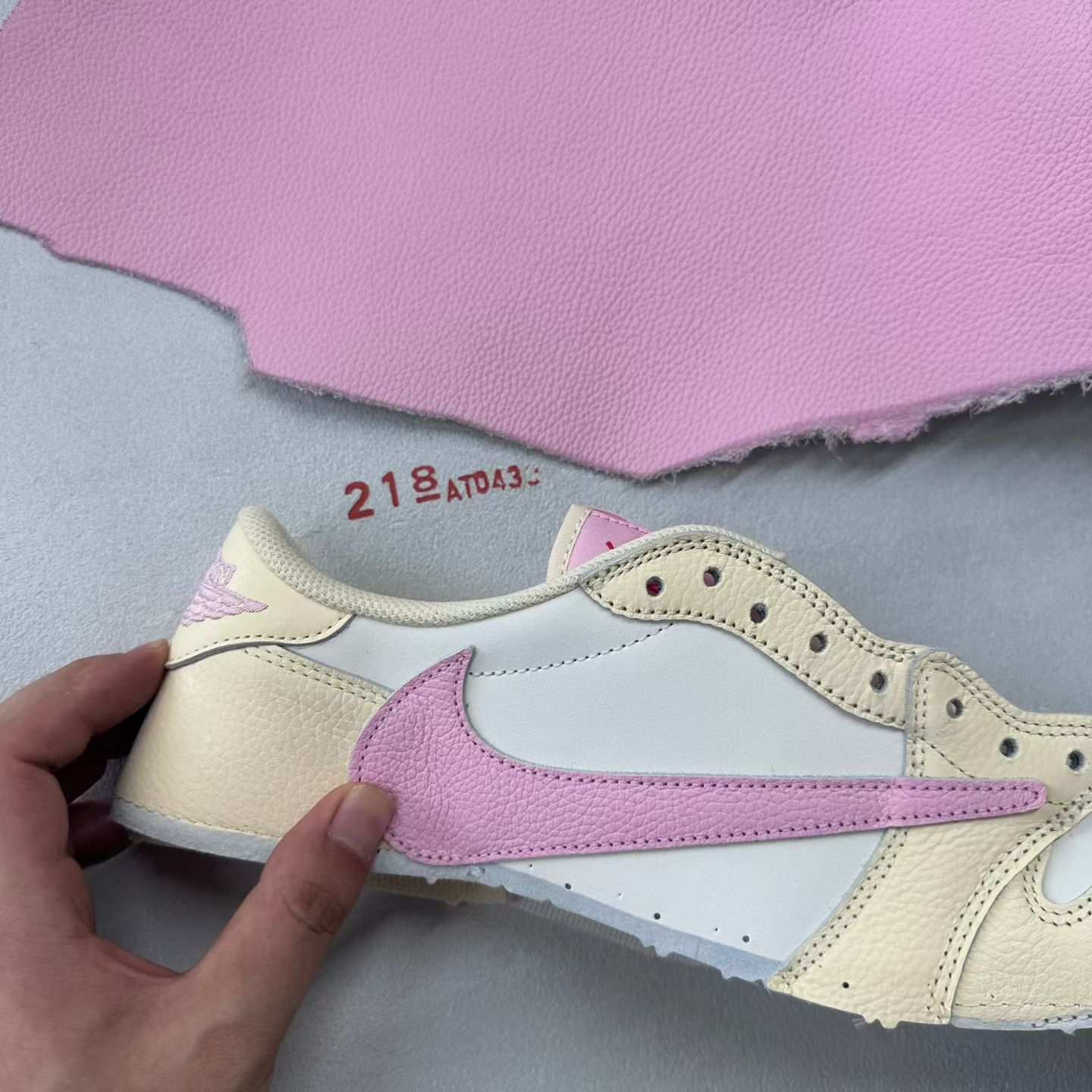 Gx aj1 Travis Scott x Air Jordan AJ1 Low OG SP TS IQ7604-100 - Image 18