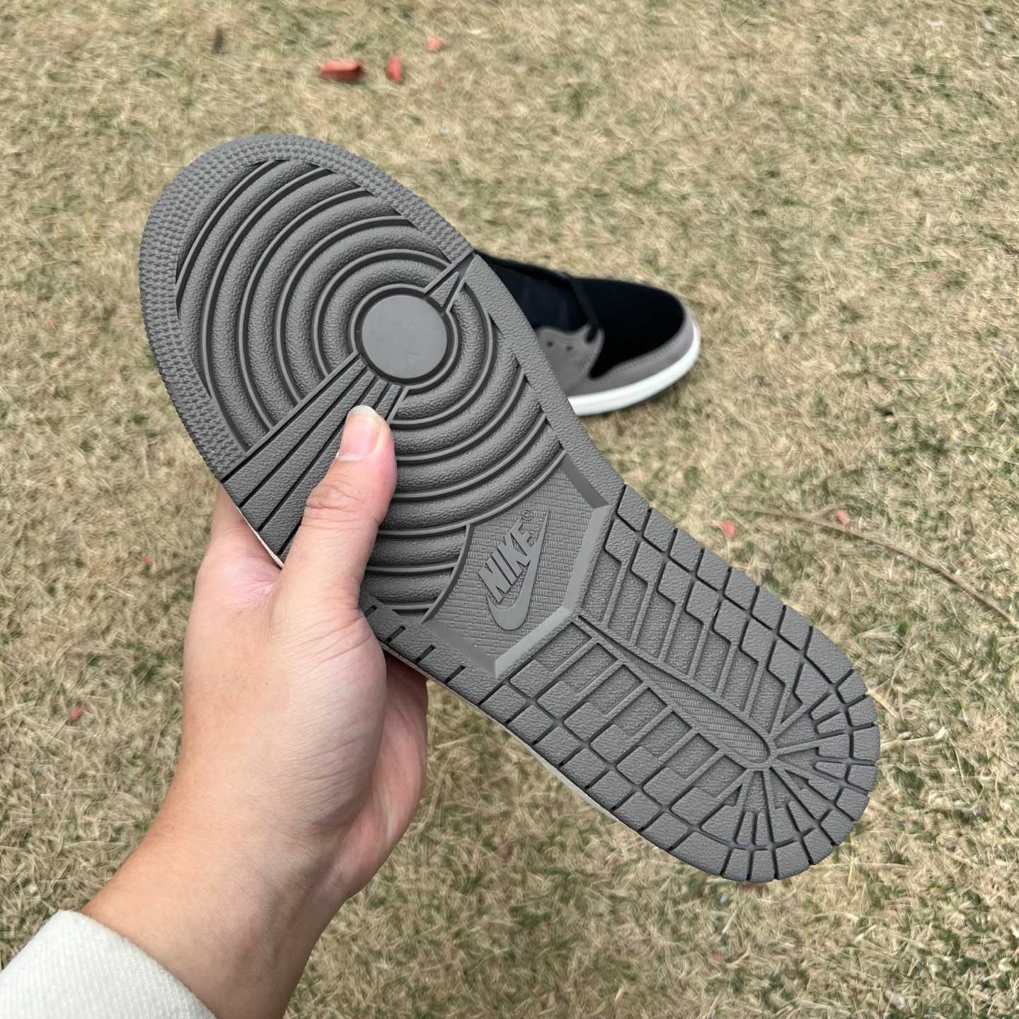 y aj1 Travis Scott x Jordan Air Jordan 1 Low OG DM7866-001 - Image 9