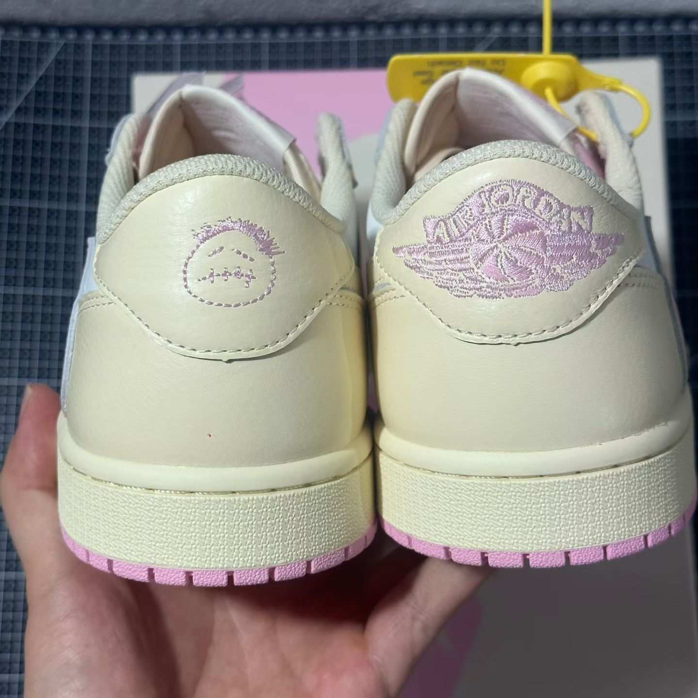 Gx aj1 Travis Scott x Air Jordan AJ1 Low OG SP TS IQ7604-100 - Image 11