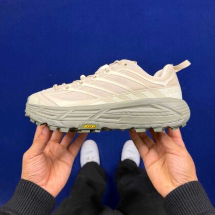 HOKA ONE ONE Mafate Three 2 15 5 : 1141572/OLY