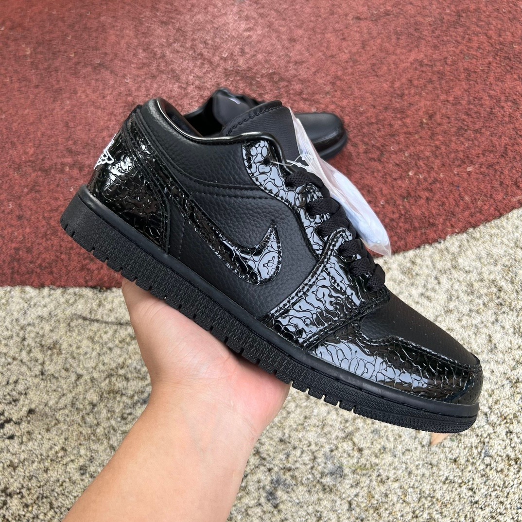 aj1 Nike AirJORDAN 1 low HJ7743-010 - Image 10
