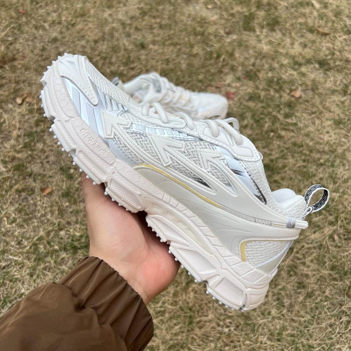 OFF-WHITE Be Right Back - Image 8