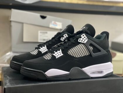 aj4