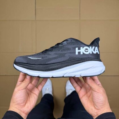 Hoka One One 9 Clifton 9 30 22 -8 1132210/BWHT