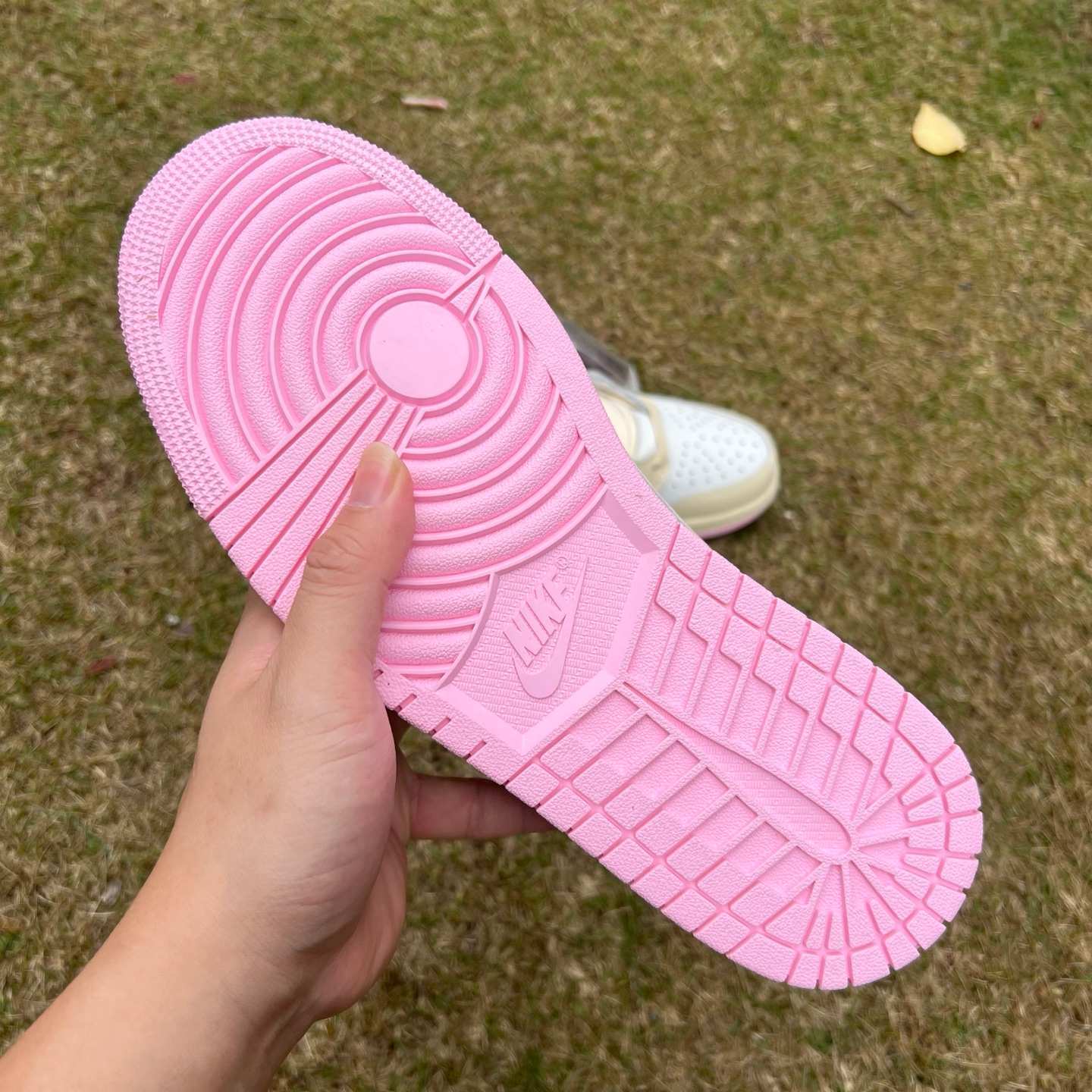 T1 aj1 Travis Scott x Air Jordan AJ1 Low OG SP TS IQ7604-100 - Image 18