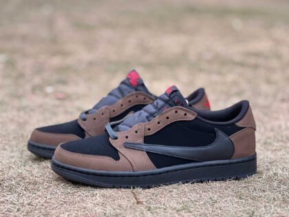 y aj1 Travis Scott x Jordan Air Jordan 1 Low OG IB7109-005