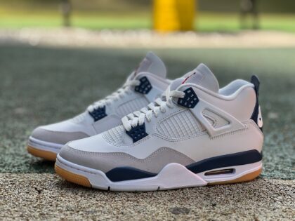 aj4 sb LJR Nike SB x Air Jordan 4 Navy DR5415-100