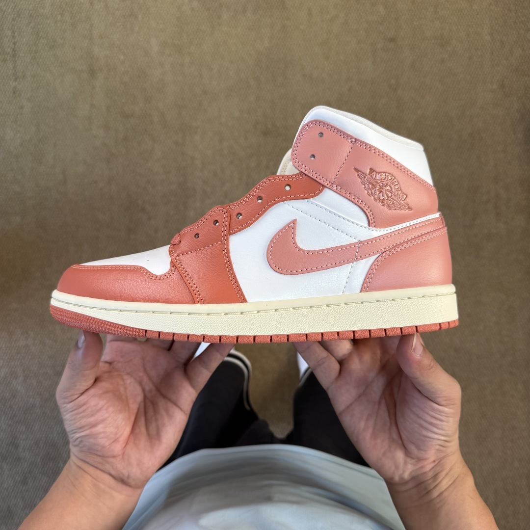 DT AJ1Mid BQ6472-180