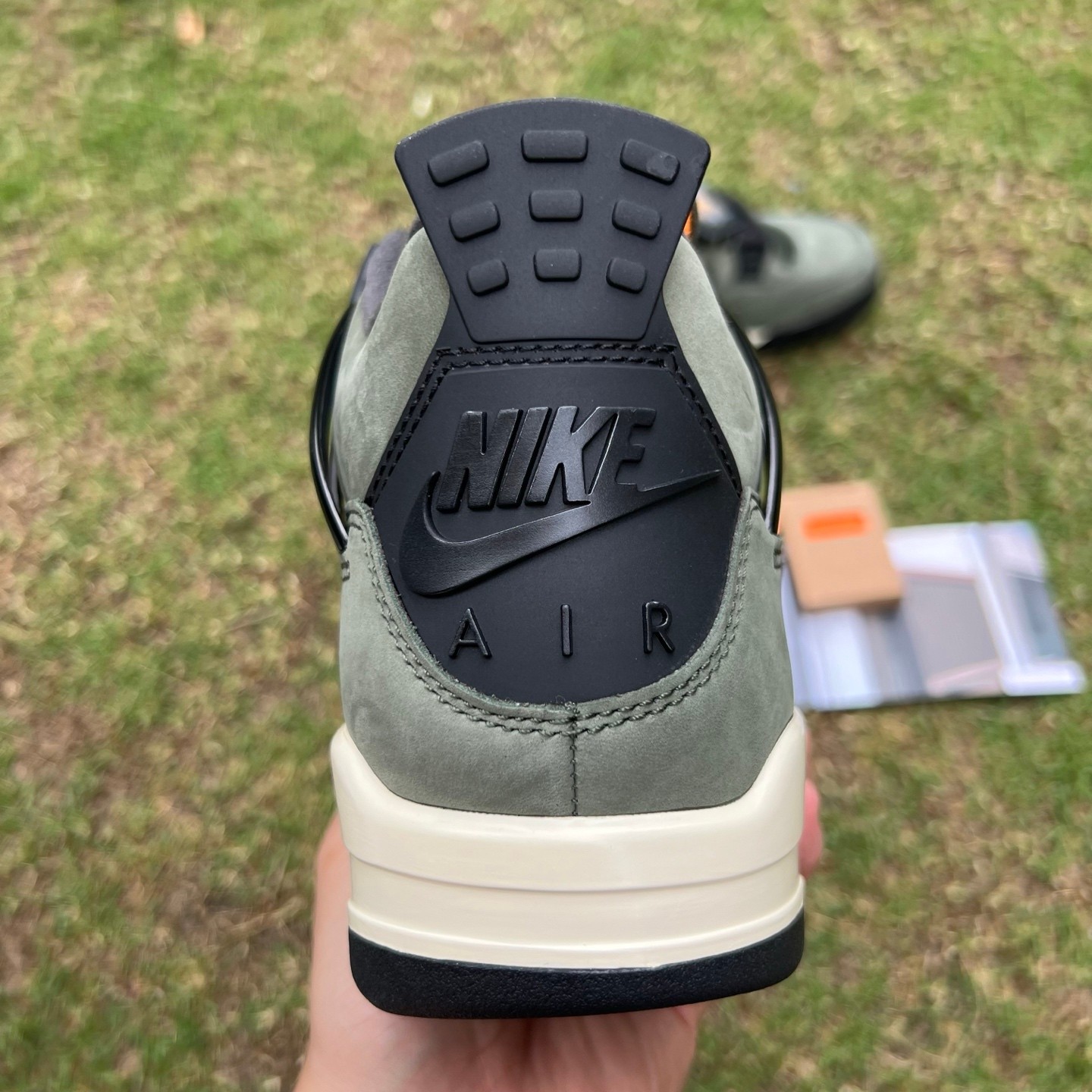 aj4un T1 UNDEFEATED x Air Jordan 4 IB1519-200 - Image 20