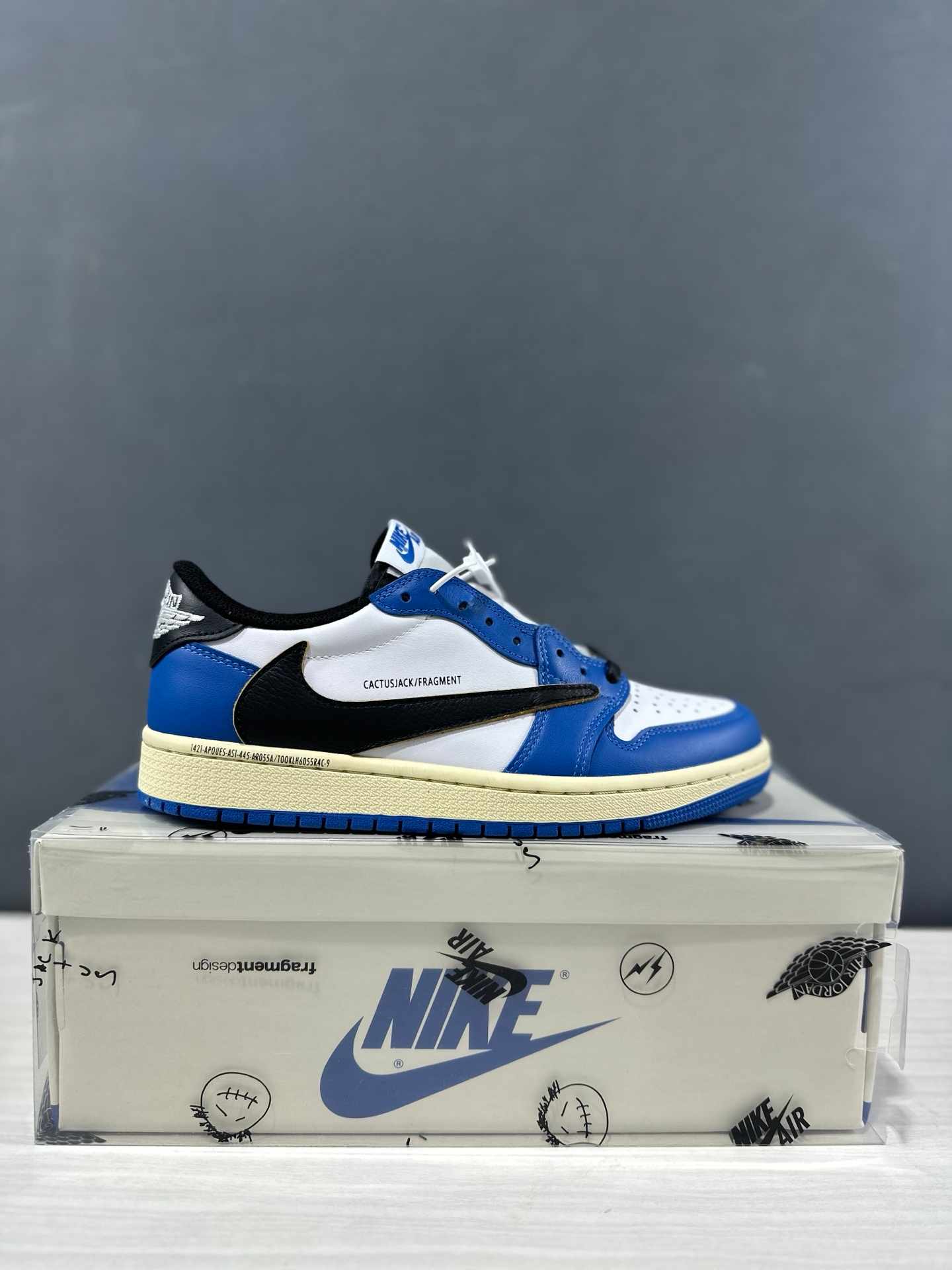 aj1 Travis Scott x Fragment Design x x Jordan Air Jordan 1 Low DM7866-141,