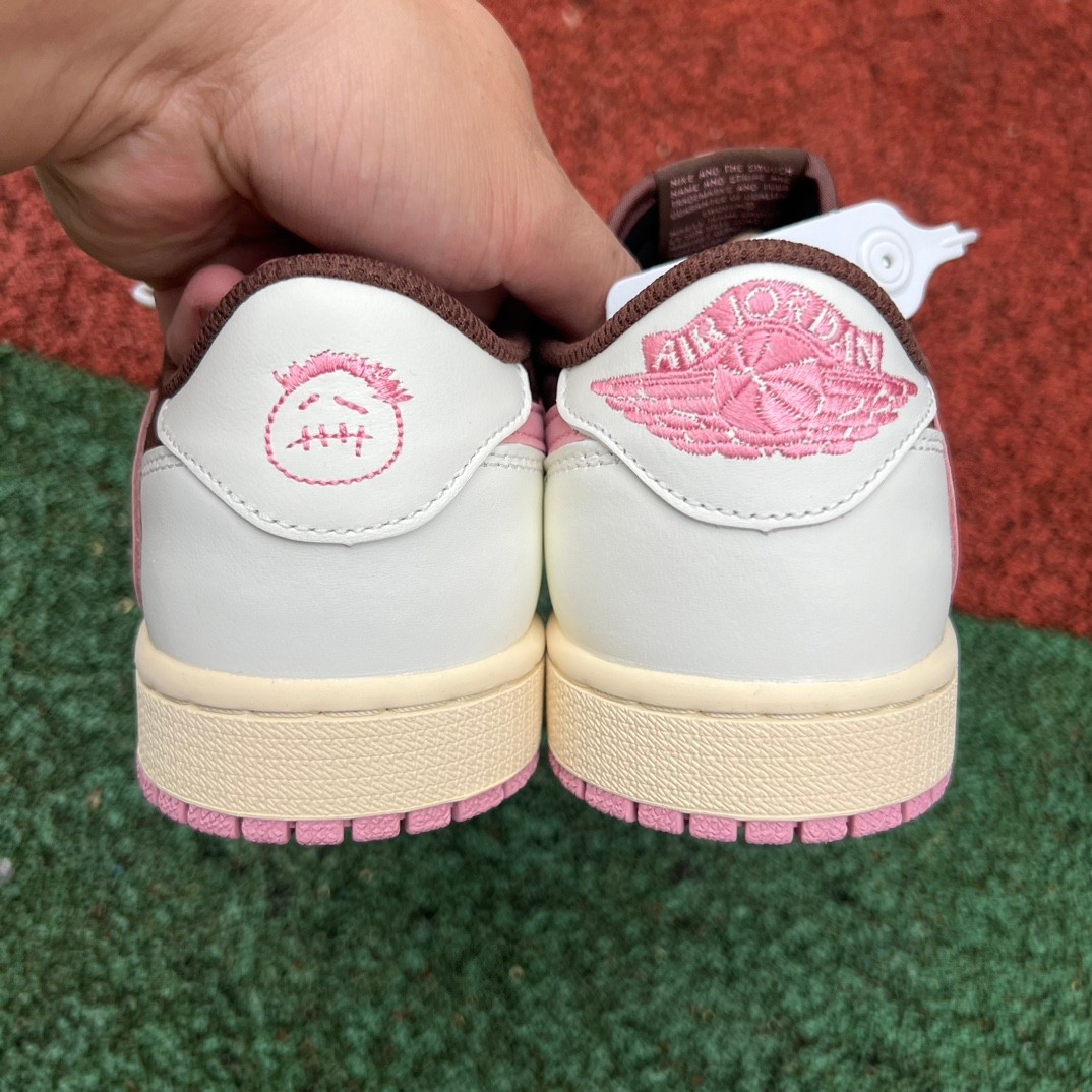 aj1 Travis Scott x Air Jordan 1 Low DZ4137-206 - Image 9