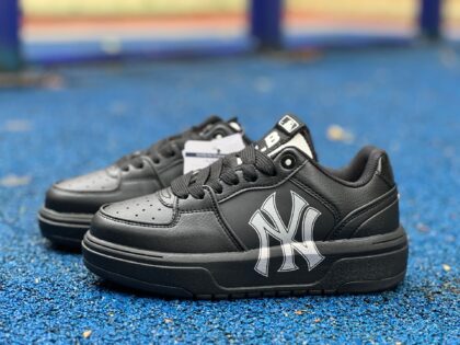 MLB MLB NY New York Yankees x MLB Chukky Classic