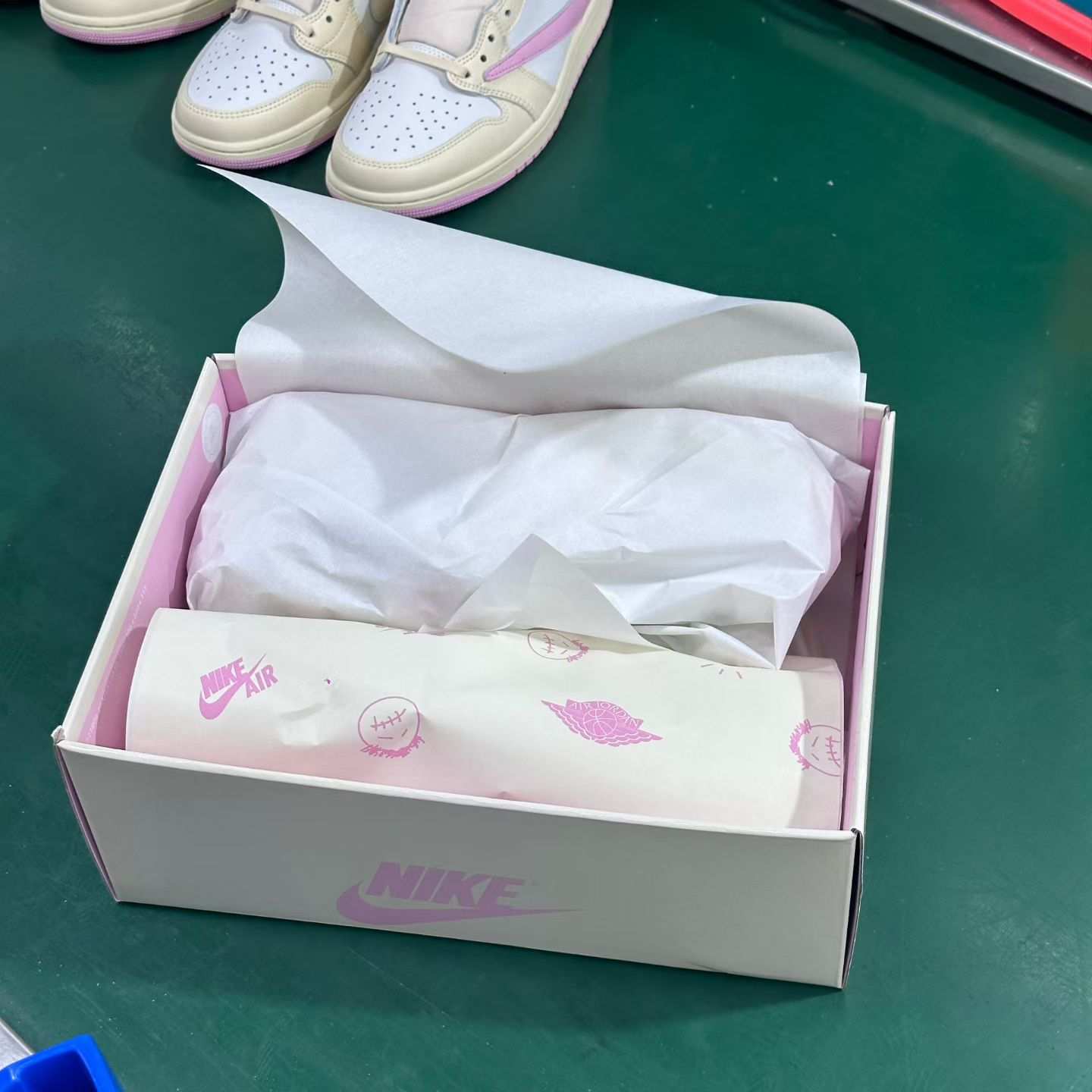 Gx aj1 Travis Scott x Air Jordan AJ1 Low OG SP TS IQ7604-100 - Image 10