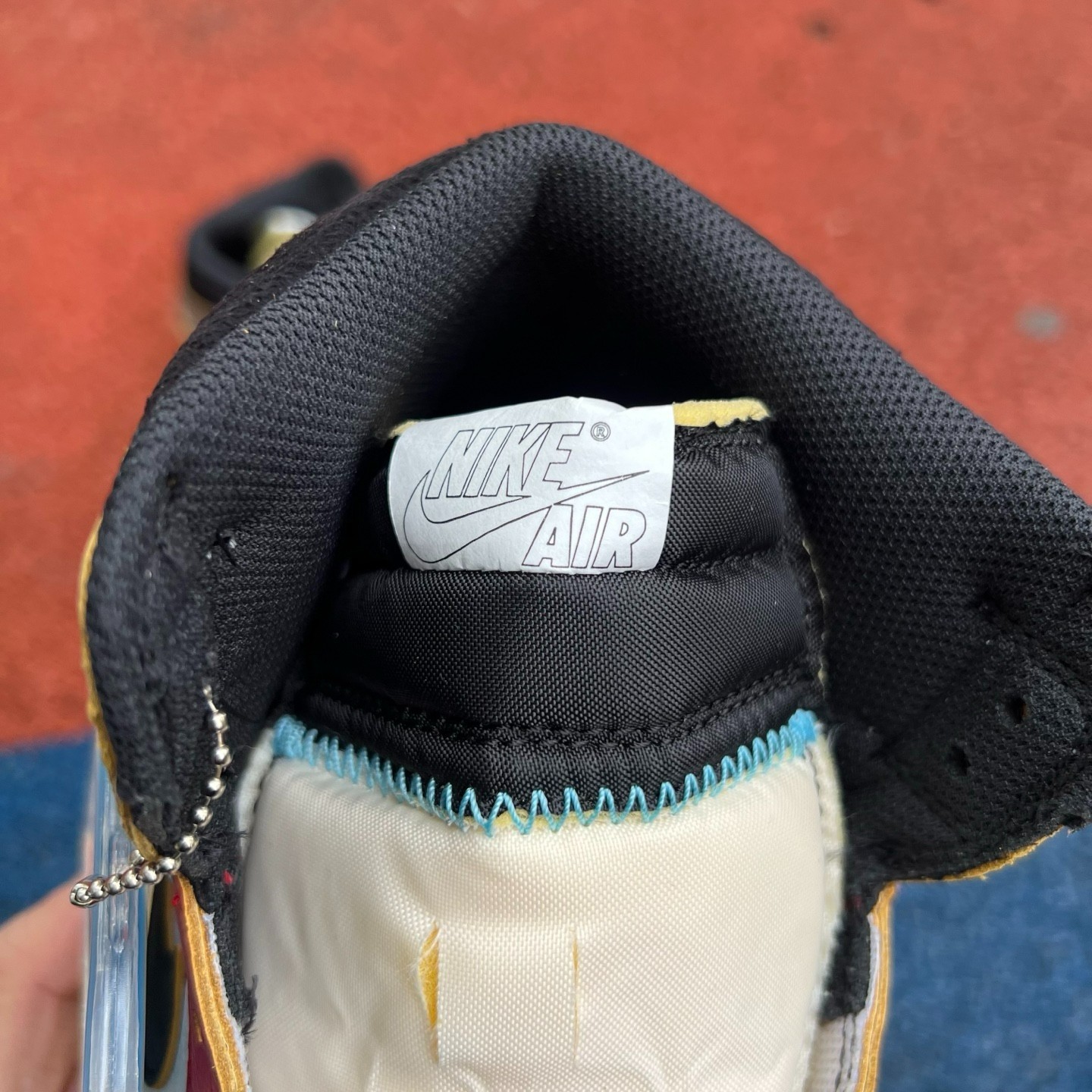 aj1 un 2.0 og Union LA x Air Jordan 1 High OG "Chicago Grey" - Image 13