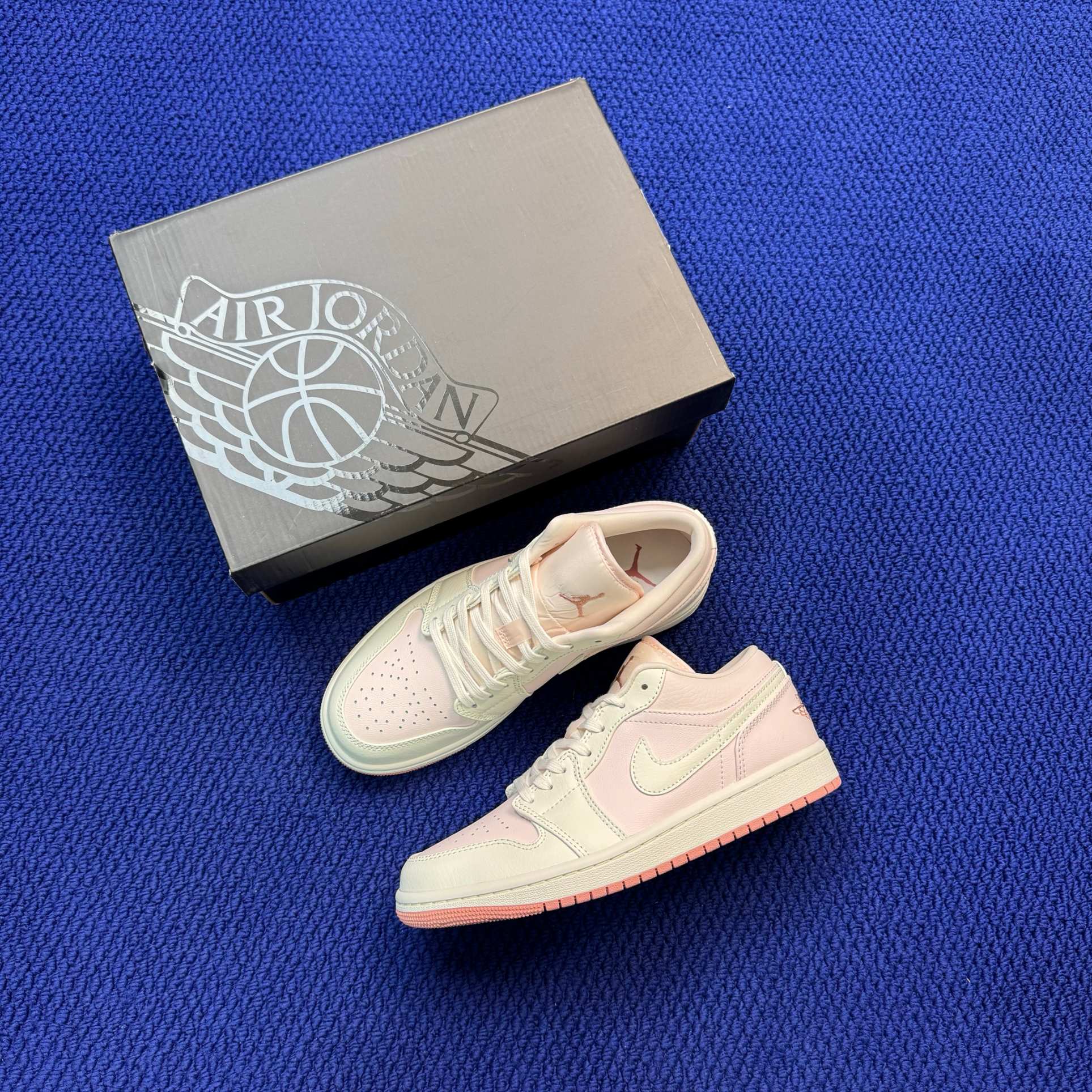 DT AJ1Low IH0823-611 - Image 2