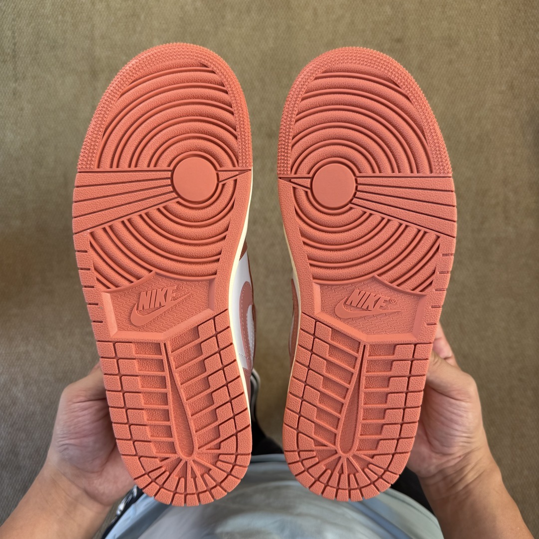 DT AJ1Mid BQ6472-180 - Image 8