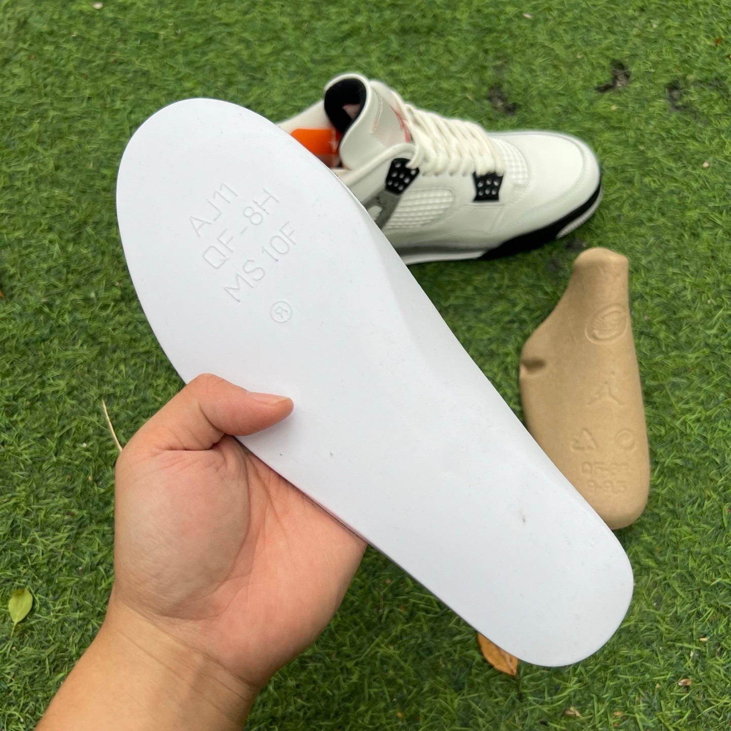 aj4 2025 t1 Air Jordan 4 White Cement FV5029-100 - Image 6