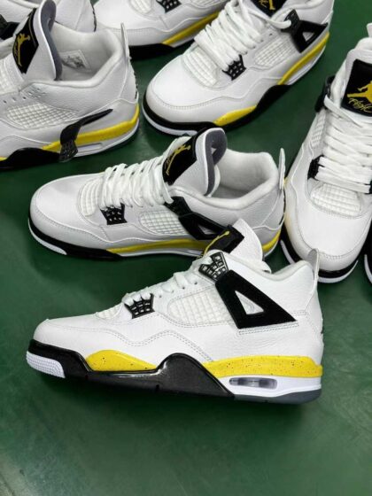f aj4 Air Jordan 4 Tour Yellow IO2463-102