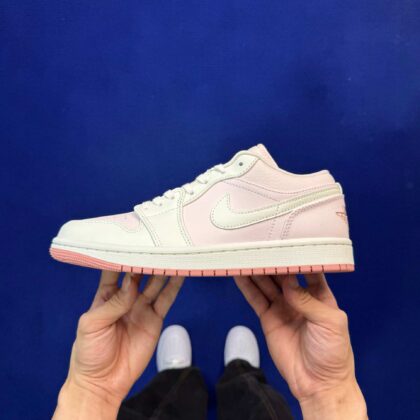 DT AJ1Low IH0823-611