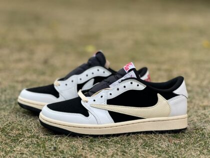 y aj Travis Scott x Jordan Air Jordan 1 Low XZ6868 001