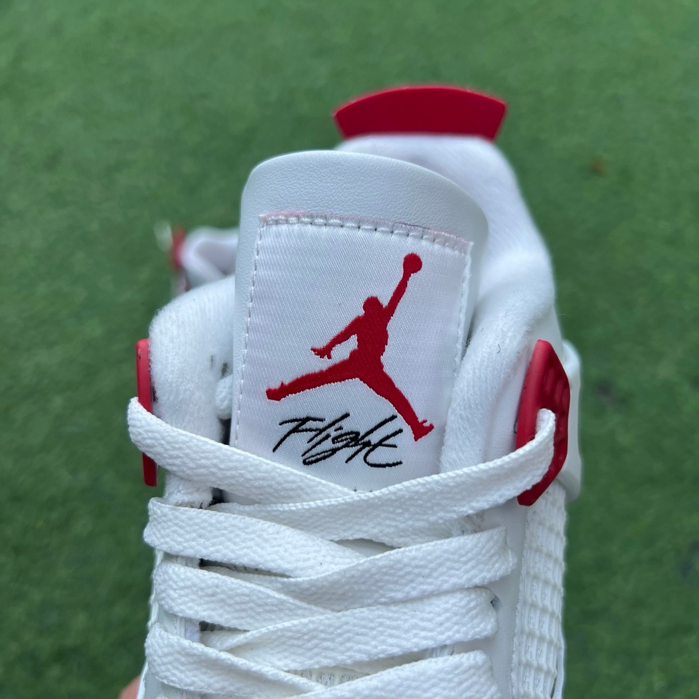 aj4sb t1 NIKE SB x Air Jordan 4 "Varsity Red" DR5415-106 - Image 13