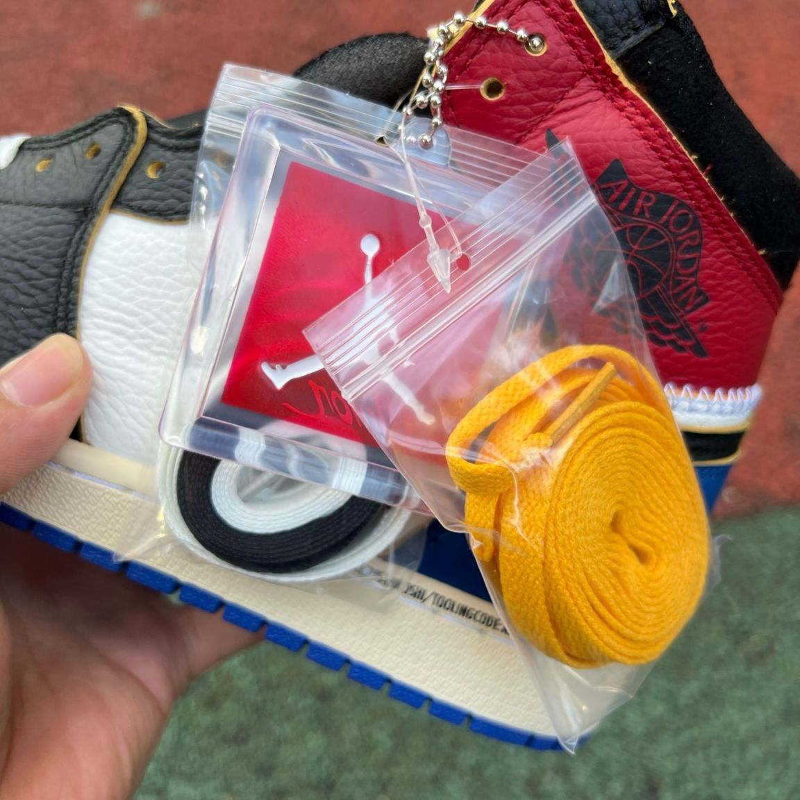 aj1 fragment design x Union x Air Jordan 1 IO7847-002 - Image 3