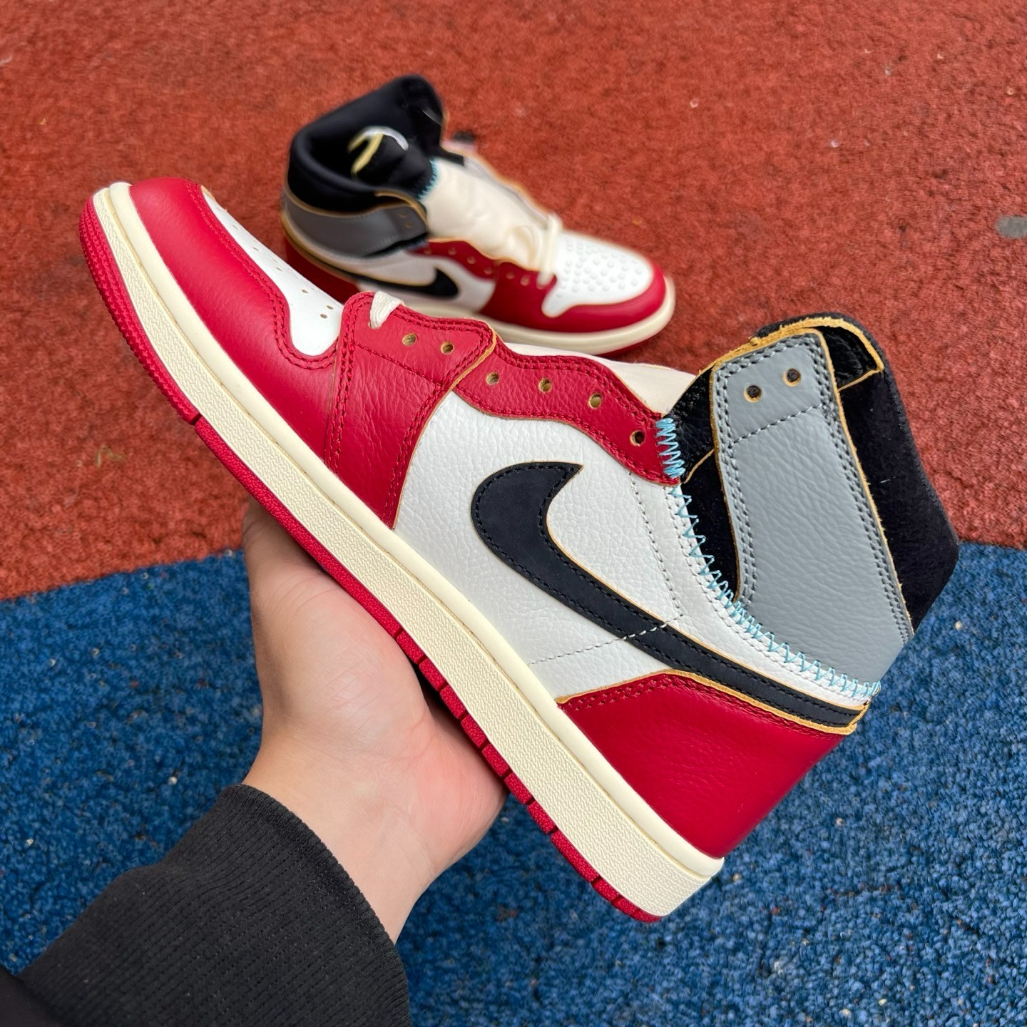 aj1 un 2.0 og Union LA x Air Jordan 1 High OG "Chicago Grey" - Image 16