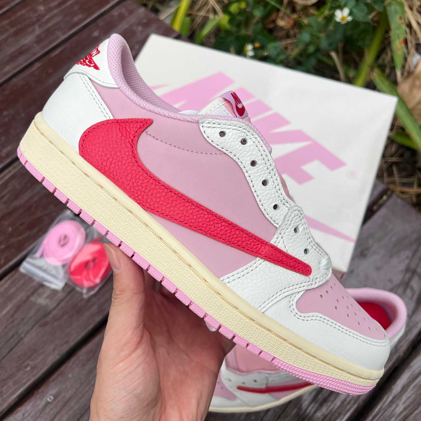 LJR aj1 Travis Scott x Jordan Air Jordan 1 Low OG IQ7604-101 - Image 16