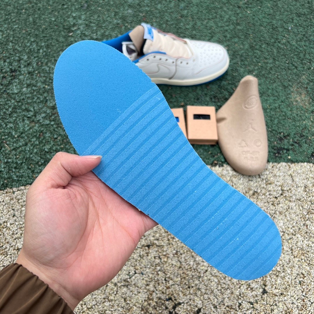 ‼️aj1 2.0 Travis Scott x Fragment Design x Air Jordan 1DM7866-104 - Image 6