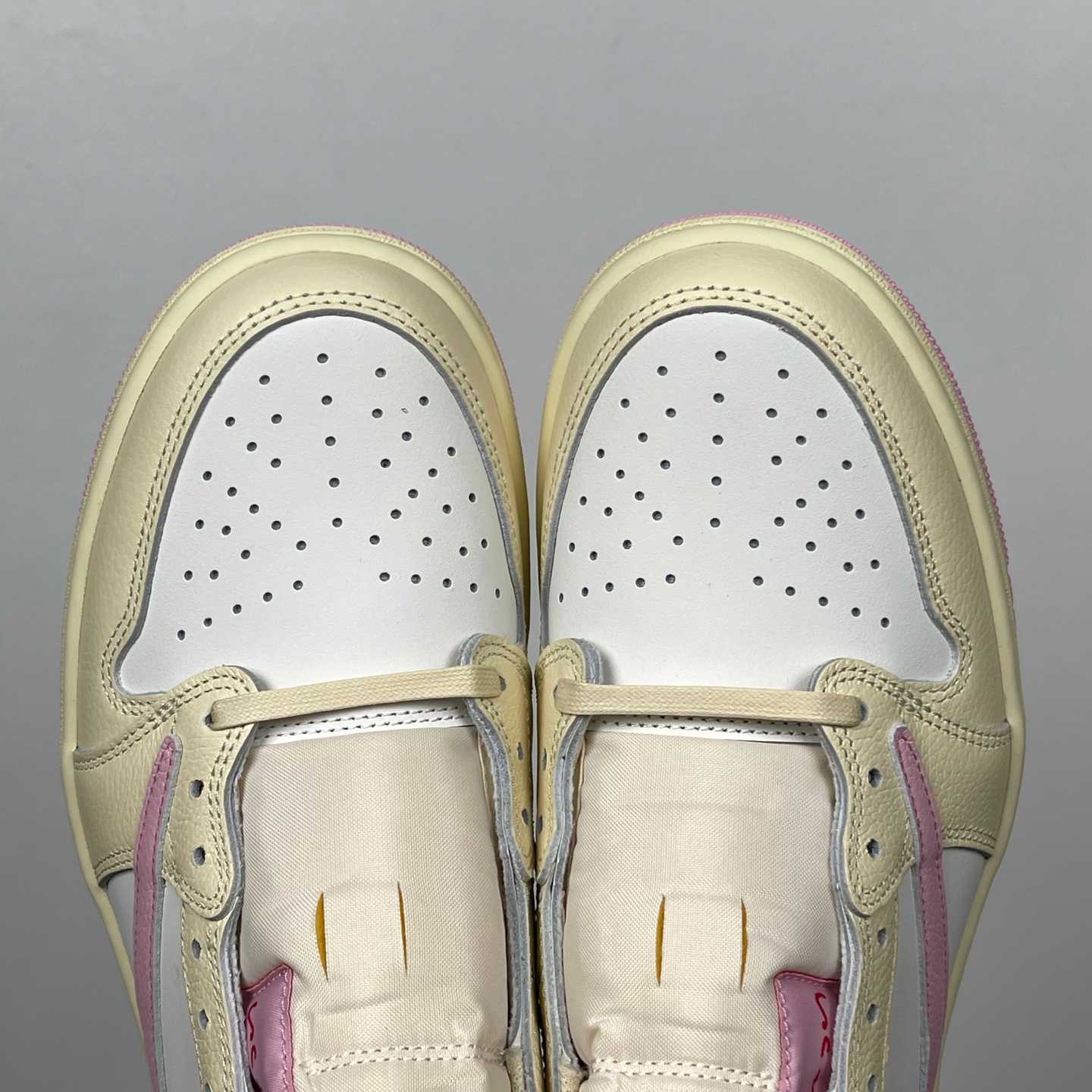 LW aj1 Travis Scott x Air Jordan AJ1 Low OG SP TS IQ7604-100 - Image 2