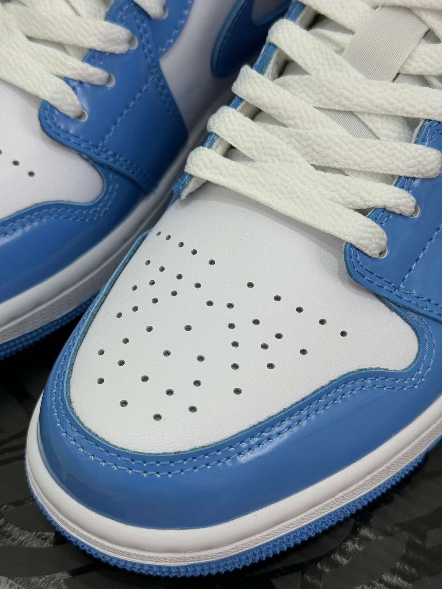 DT ‼️AJ1Low FZ2138-114 - Image 3