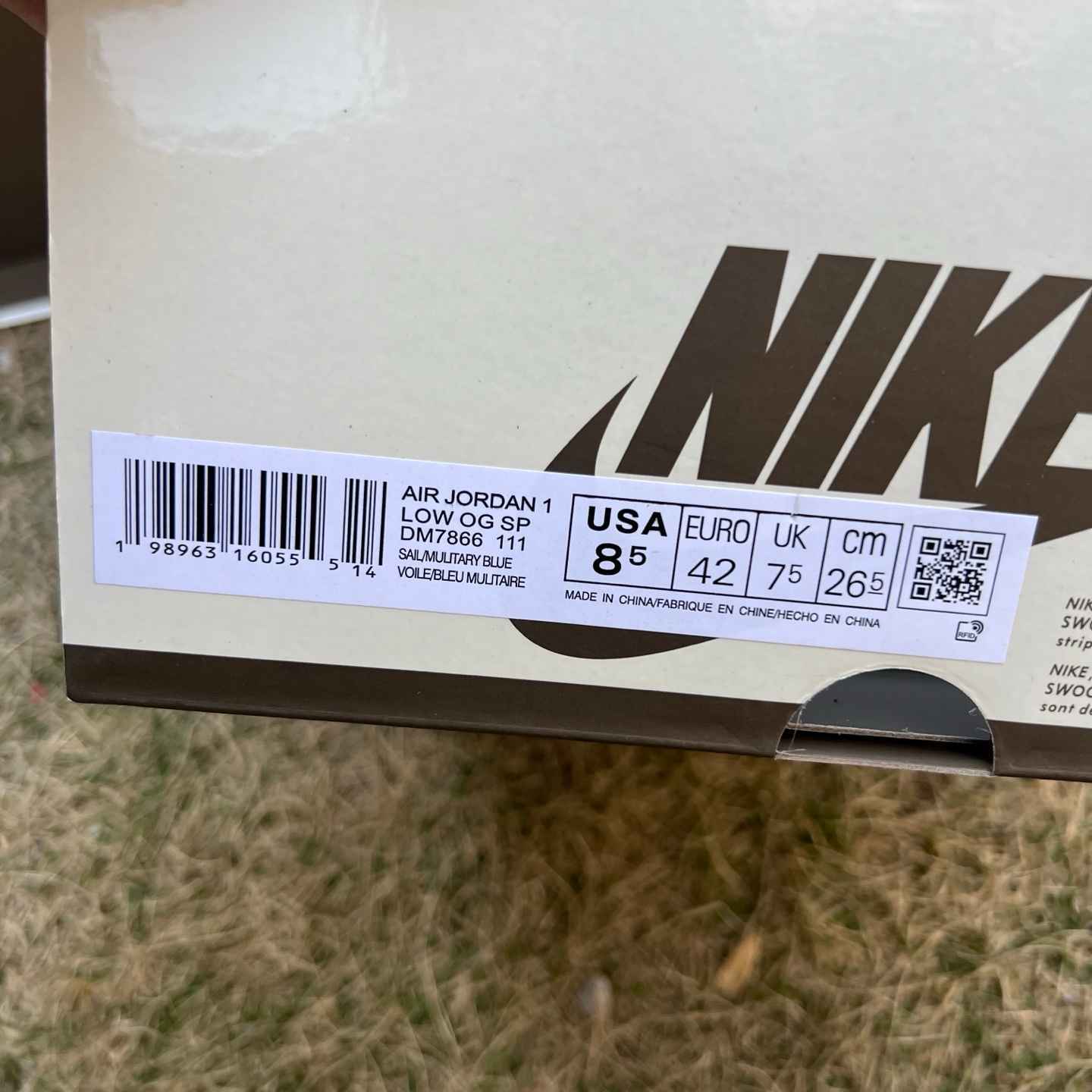 y aj1un Union LA x Travis Scott x Air Jordan 1 low DM7866-111 - Image 2