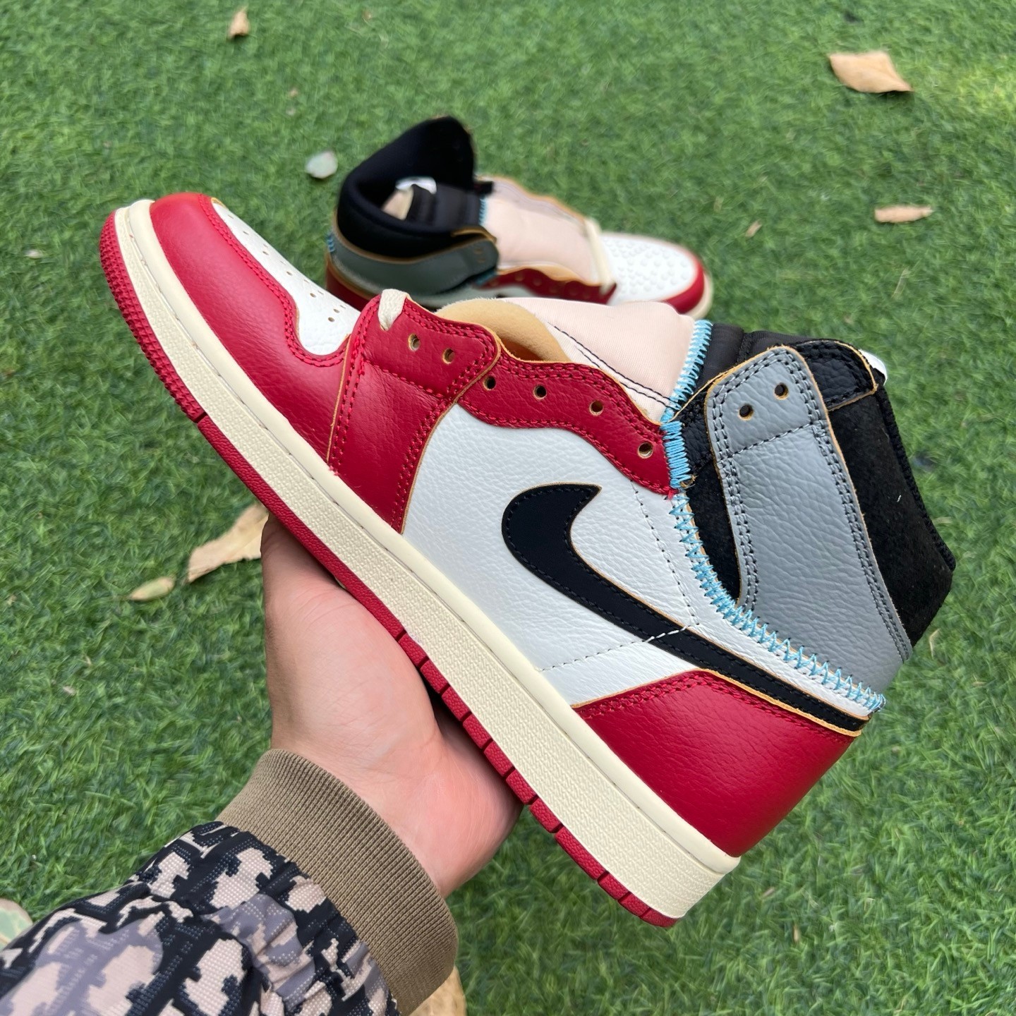 aj1 un2.0 Union LA xJordan Air Jordan 1 HV8563-600 - Image 8