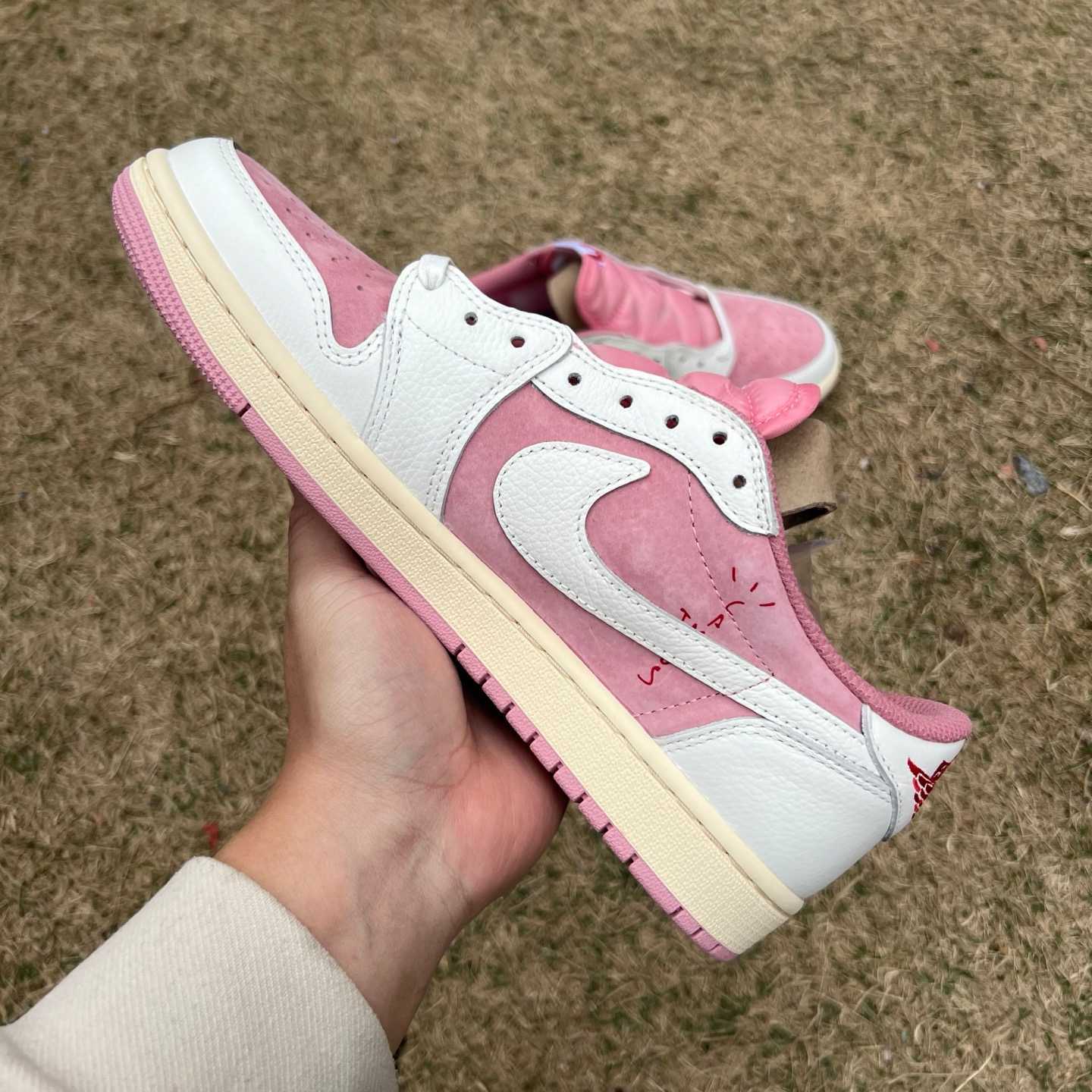 y aj1 Travis Scott x Jordan Air Jordan 1 Low OG DM7866-600 - Image 10