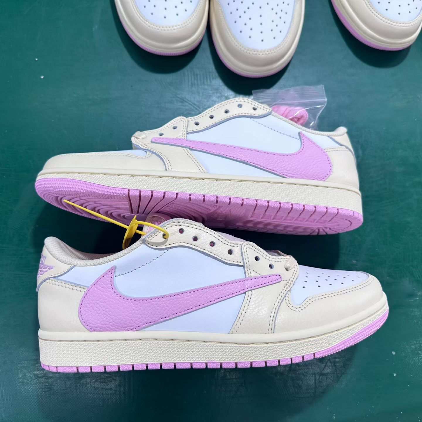 Gx aj1 Travis Scott x Air Jordan AJ1 Low OG SP TS IQ7604-100 - Image 8