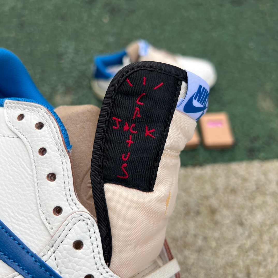 ‼️aj1 2.0 Travis Scott x Fragment Design x Air Jordan 1DM7866-104 - Image 13